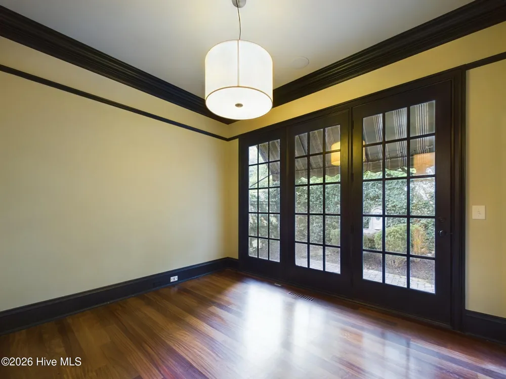 3724 Rolston Drive Raleigh, NC 27609