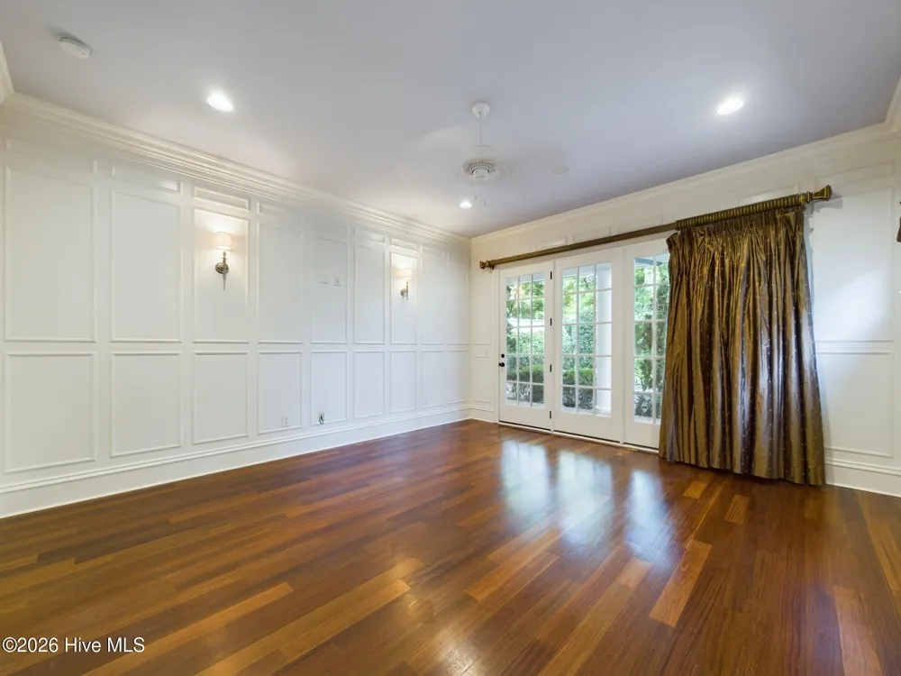3724 Rolston Drive Raleigh, NC 27609
