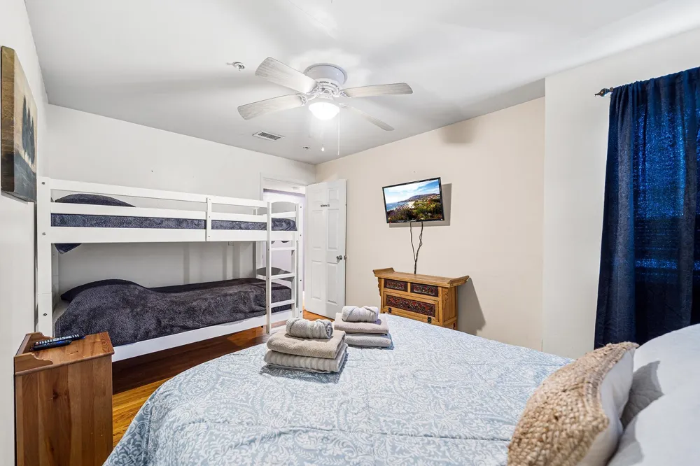 416 2ND ST Union City, NJ 07087
