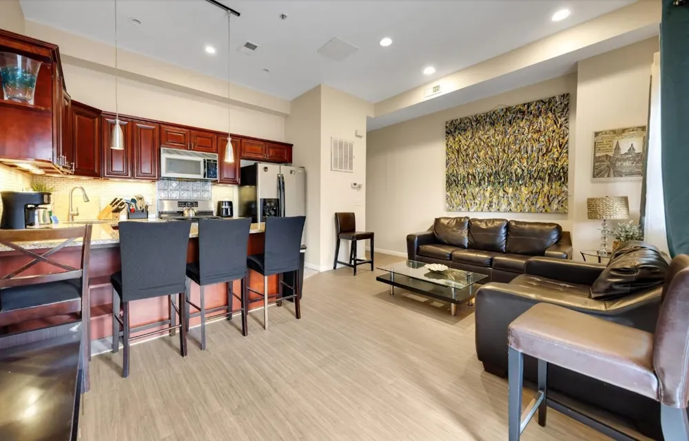 416 2ND ST Union City, NJ 07087