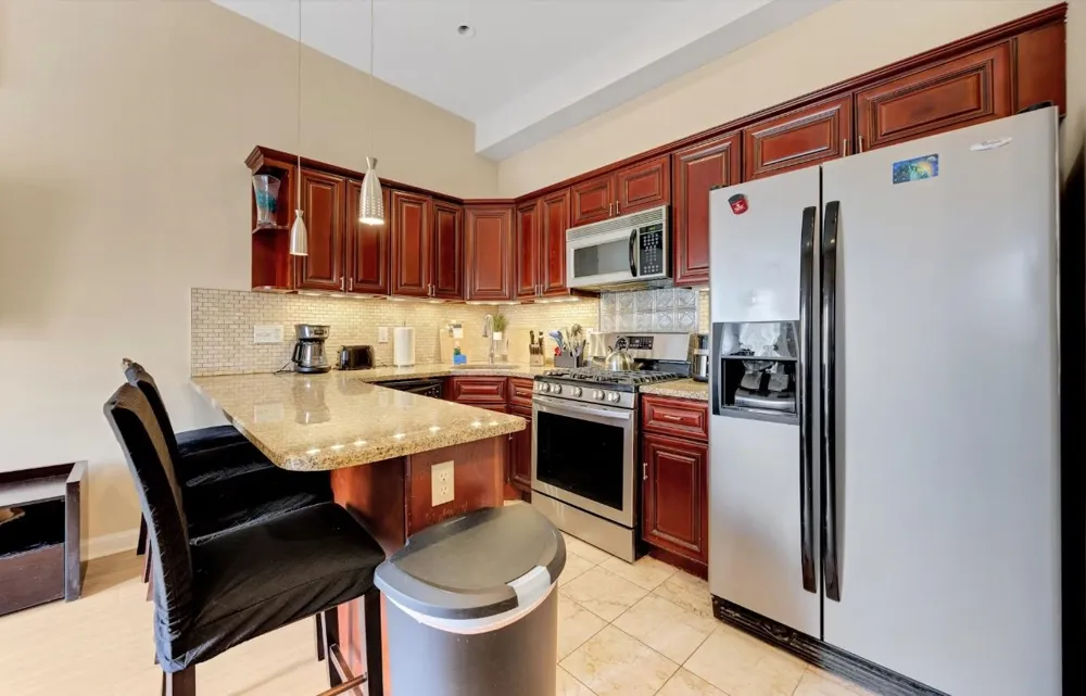 416 2ND ST Union City, NJ 07087