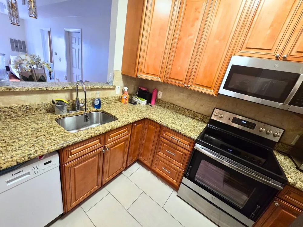 318 54TH ST West New York, NJ 07093