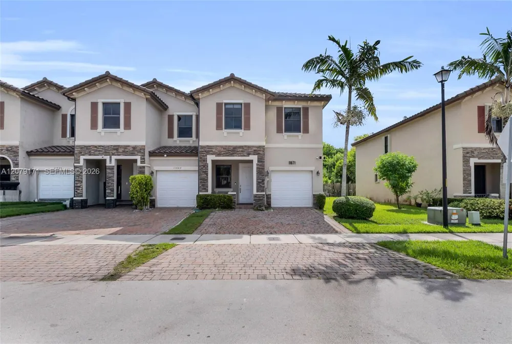 11671 SW 150th Pl Miami, FL 33196