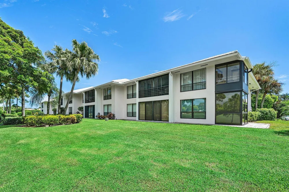 3864 Quail Ridge Drive #Blue Heron Boynton Beach, FL 33436