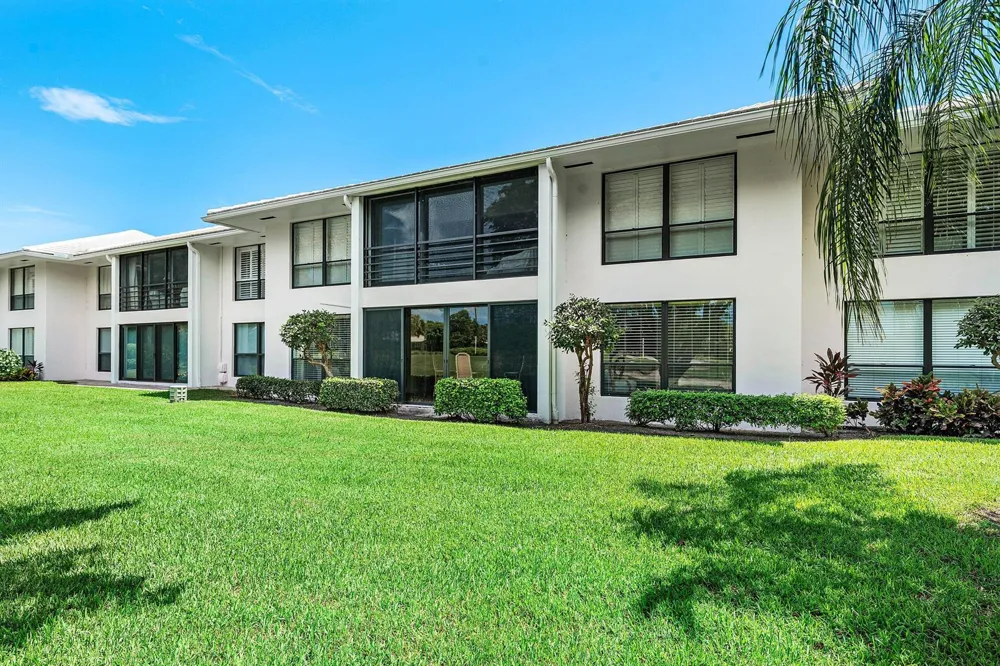 3864 Quail Ridge Drive #Blue Heron Boynton Beach, FL 33436