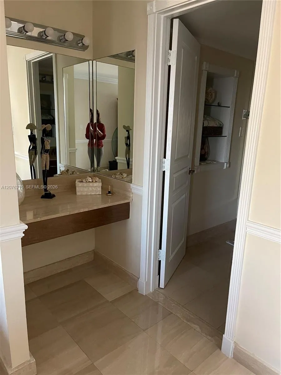 1800 S Ocean Blvd #1101 Lauderdale By The Sea, FL 33062