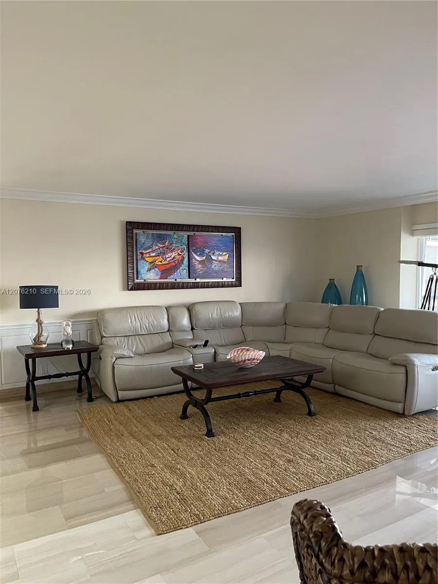 1800 S Ocean Blvd #1101 Lauderdale By The Sea, FL 33062