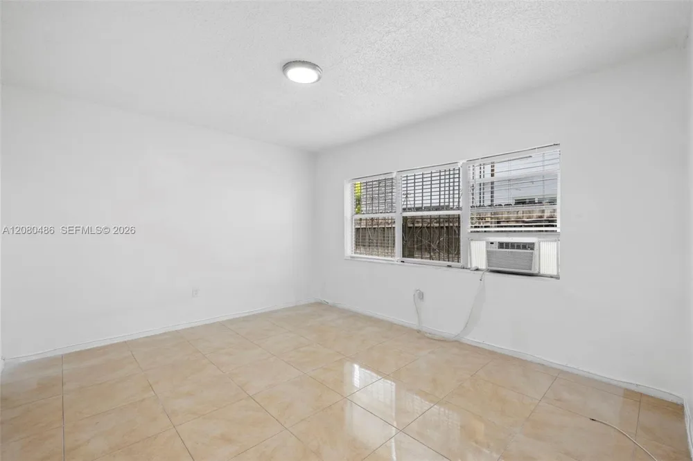 7271 Gary Ave #2 Miami Beach, FL 33141