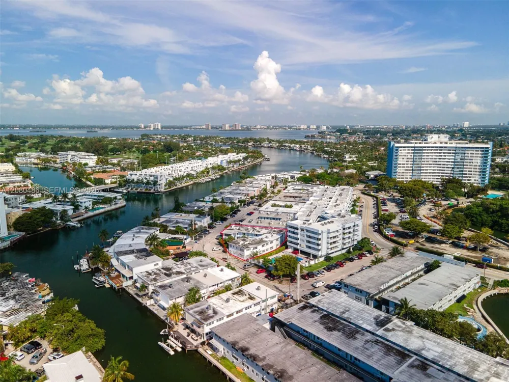 7271 Gary Ave #2 Miami Beach, FL 33141