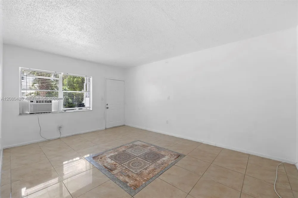 7271 Gary Ave #2 Miami Beach, FL 33141