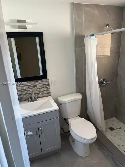 13990 NE 20th Ct #3 North Miami Beach, FL 33181