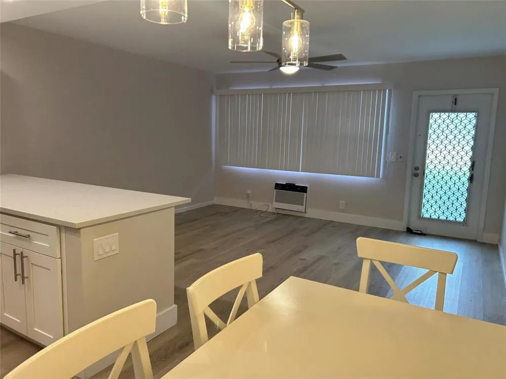 423 MARKHAM T #423 Deerfield Beach, FL 33442