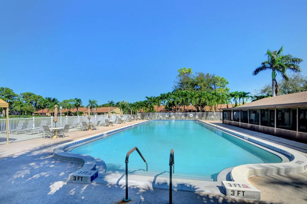 623 Sea Pine Way #E2 