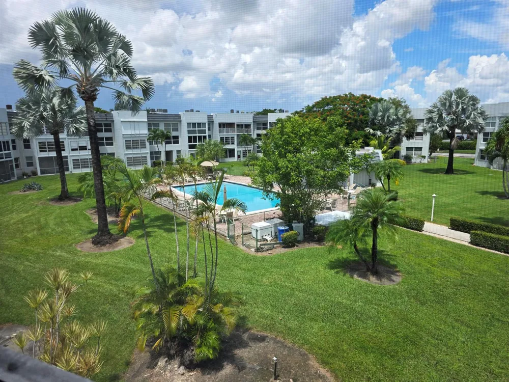 6600 ROYAL PALM BOULEVARD #304B Margate, FL 33063