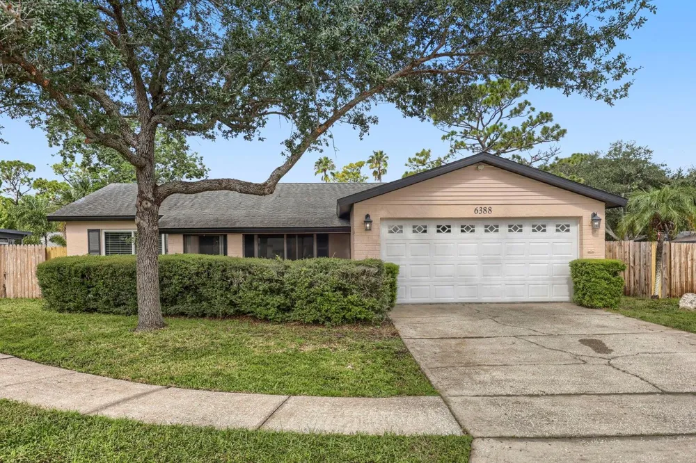 6388 68TH WAY N Pinellas Park, FL 33781