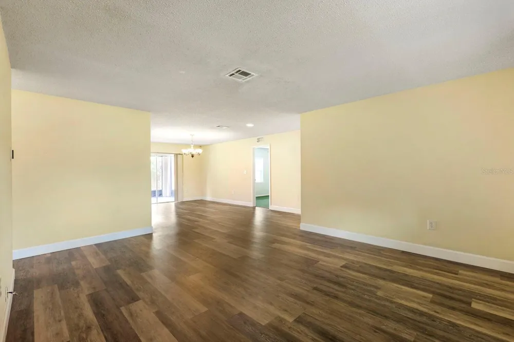 6388 68TH WAY N Pinellas Park, FL 33781