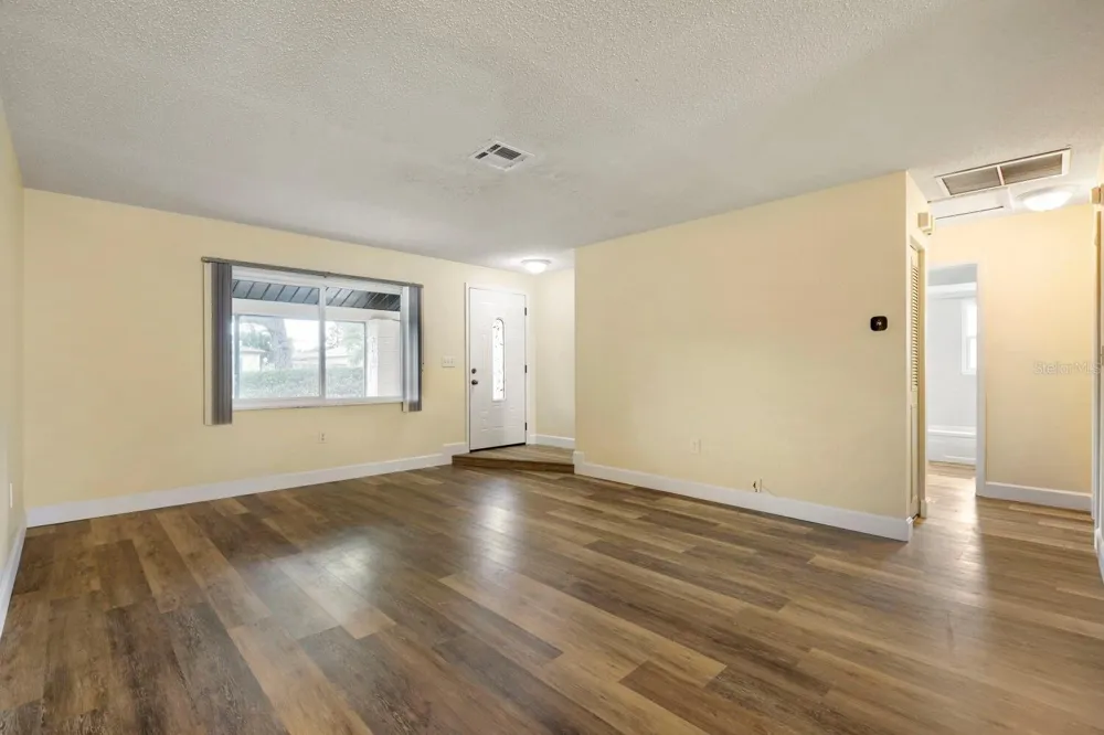 6388 68TH WAY N Pinellas Park, FL 33781