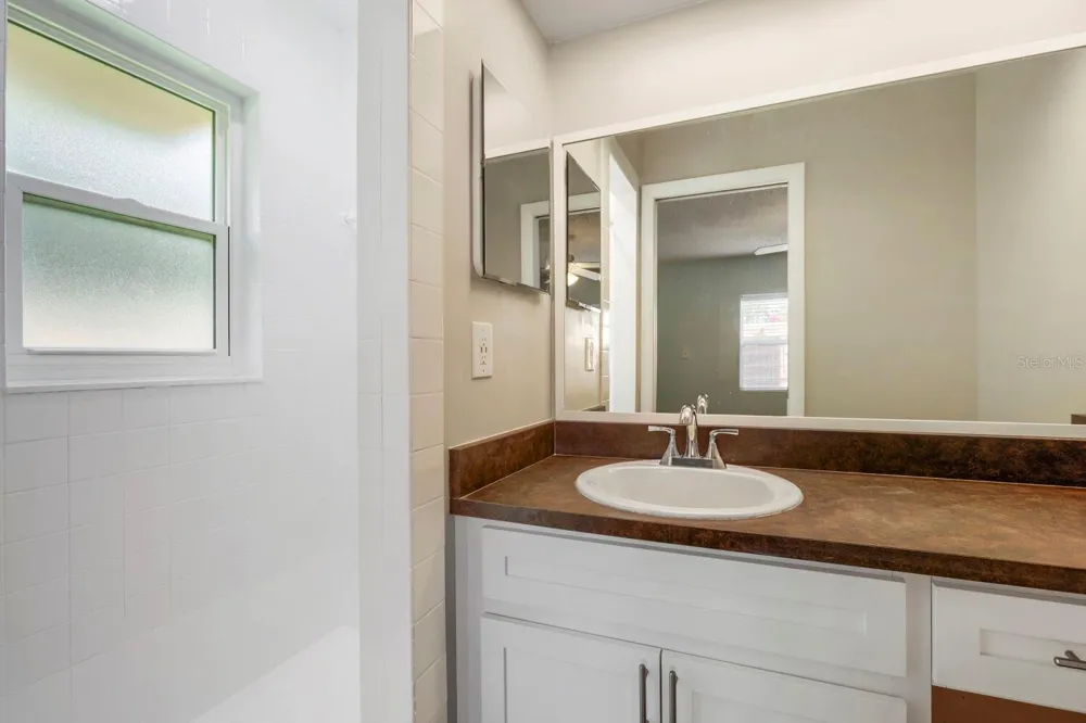 6388 68TH WAY N Pinellas Park, FL 33781