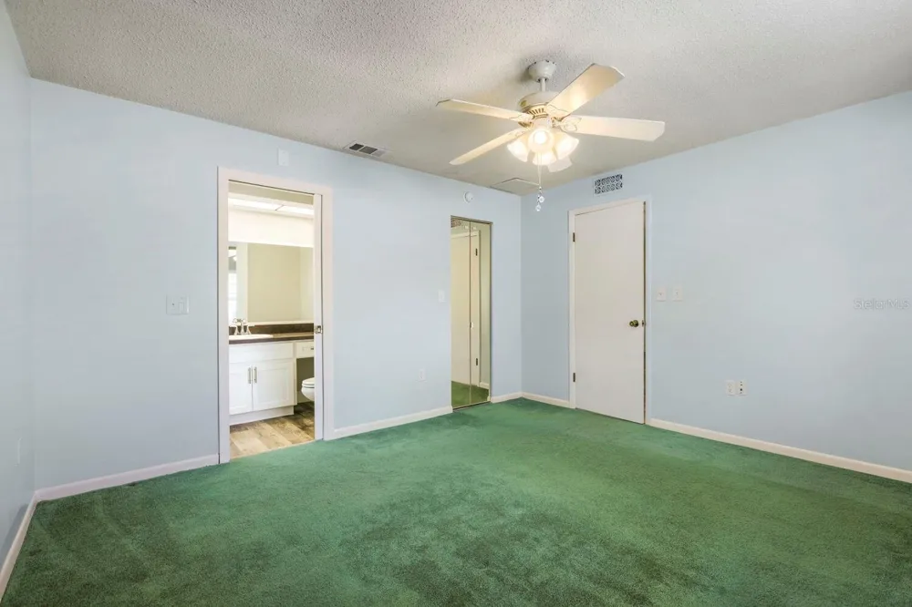 6388 68TH WAY N Pinellas Park, FL 33781