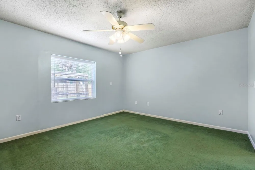 6388 68TH WAY N Pinellas Park, FL 33781