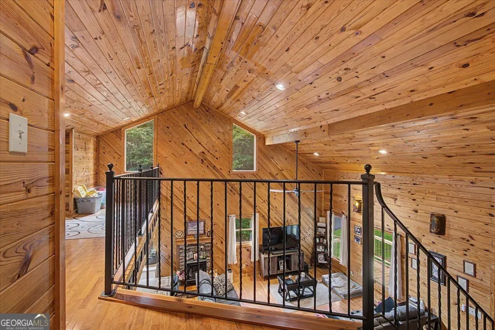 335 Dunn RD SE Silver Creek, GA 30173
