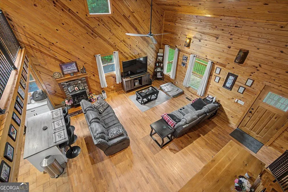 335 Dunn RD SE Silver Creek, GA 30173
