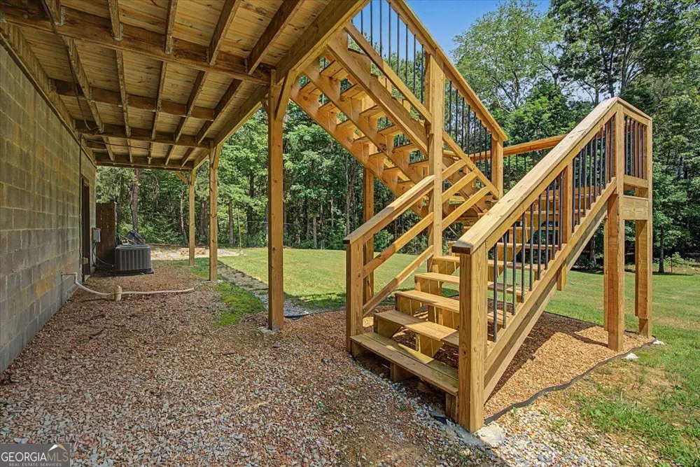 335 Dunn RD SE Silver Creek, GA 30173