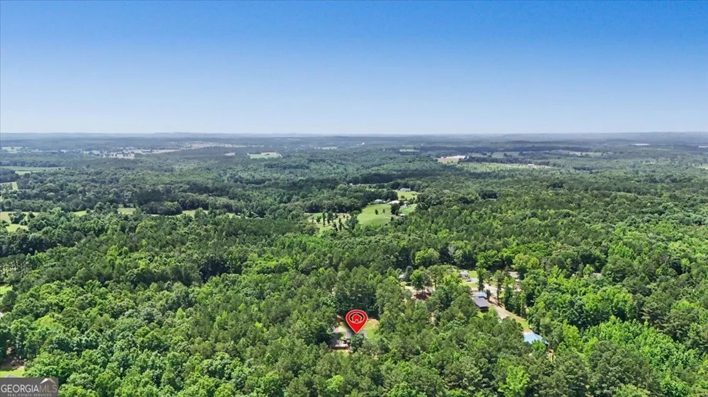 335 Dunn RD SE Silver Creek, GA 30173