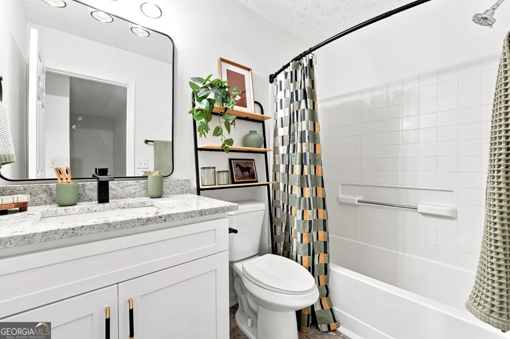 5735 Strathmoor Manor Circle Lithonia, GA 30058