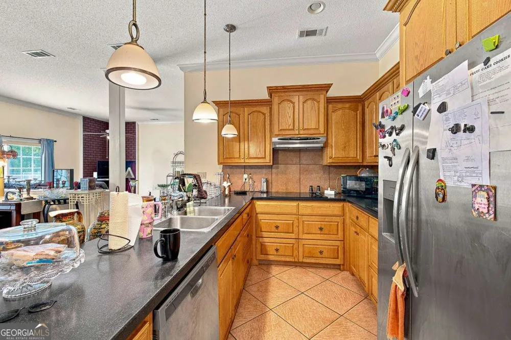 714 Altamaha RD Jesup, GA 31545