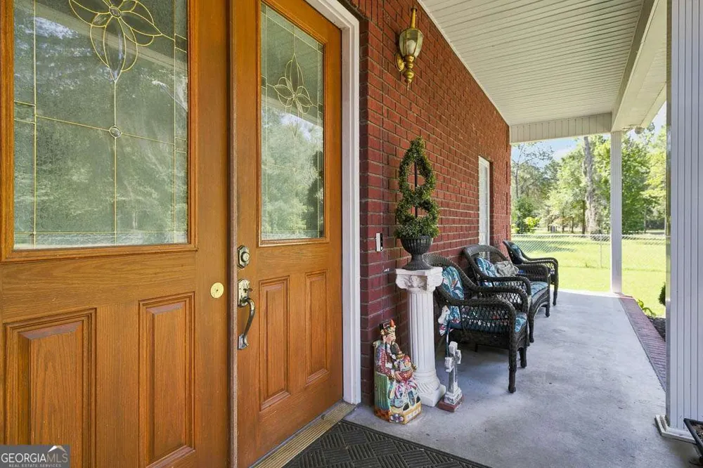 714 Altamaha RD Jesup, GA 31545