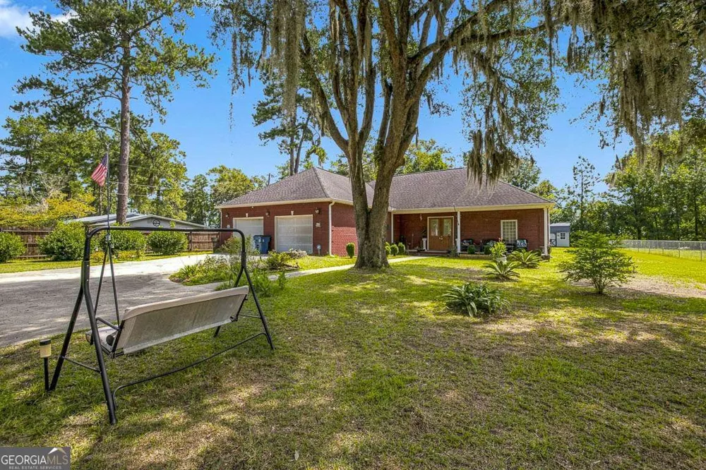 714 Altamaha RD Jesup, GA 31545