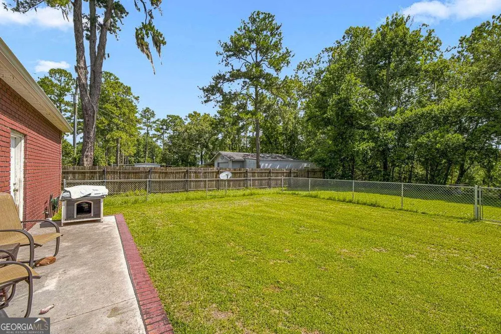 714 Altamaha RD Jesup, GA 31545