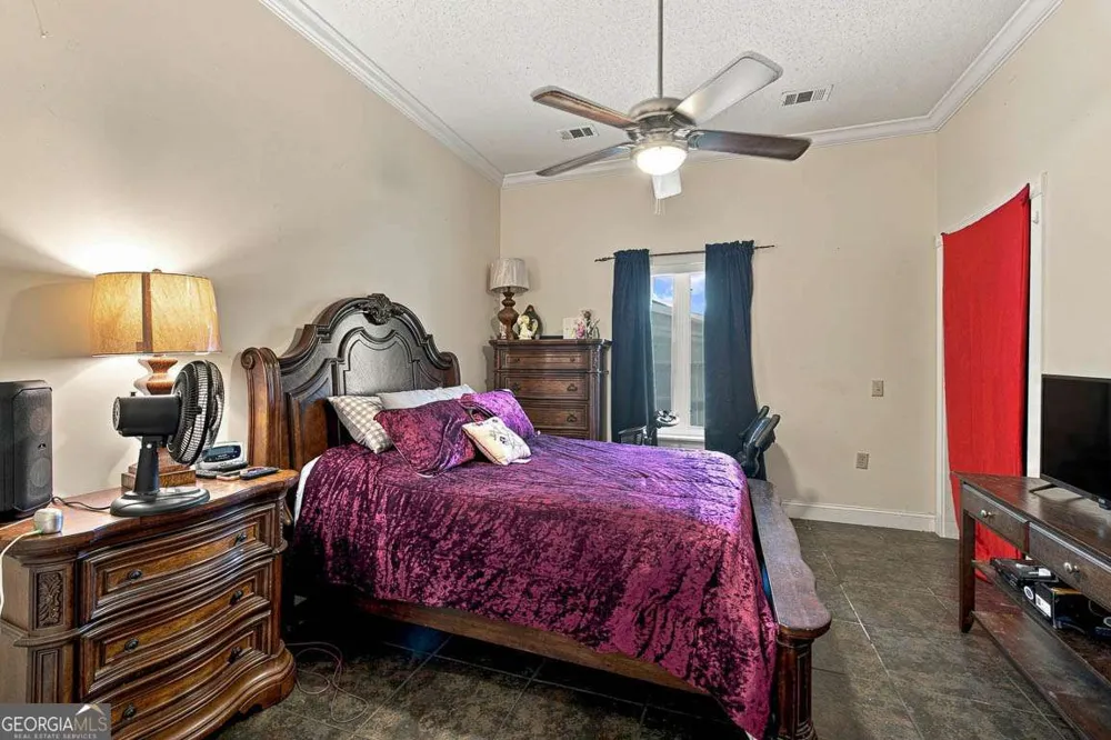 714 Altamaha RD Jesup, GA 31545