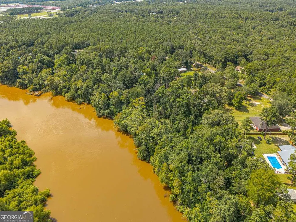 714 Altamaha RD Jesup, GA 31545