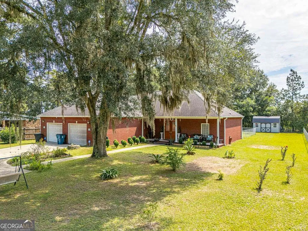 714 Altamaha RD Jesup, GA 31545