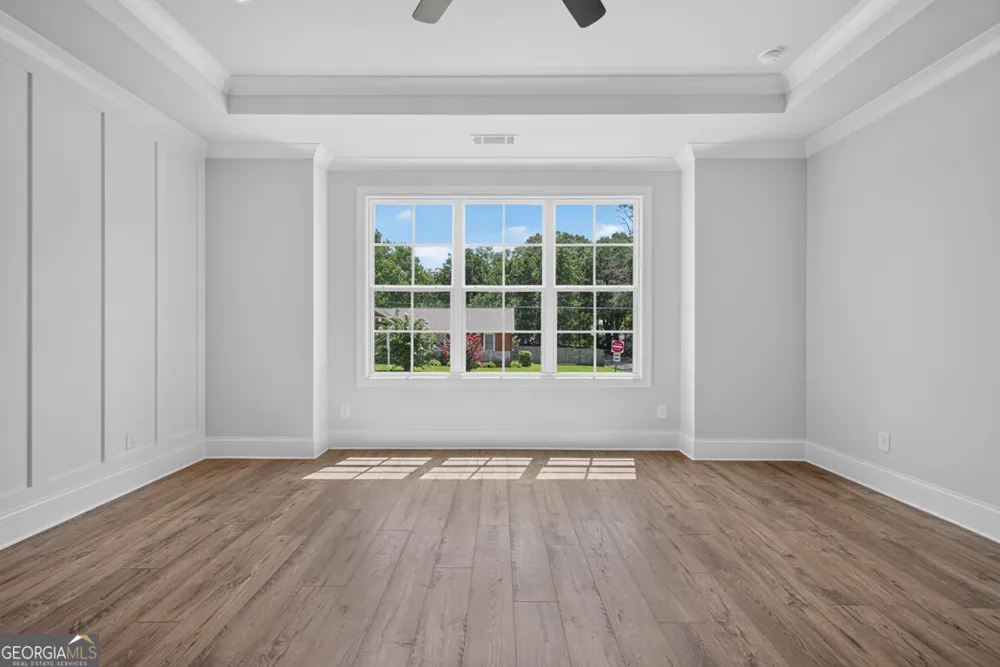 5816 Mitchell ST Flowery Branch, GA 30542