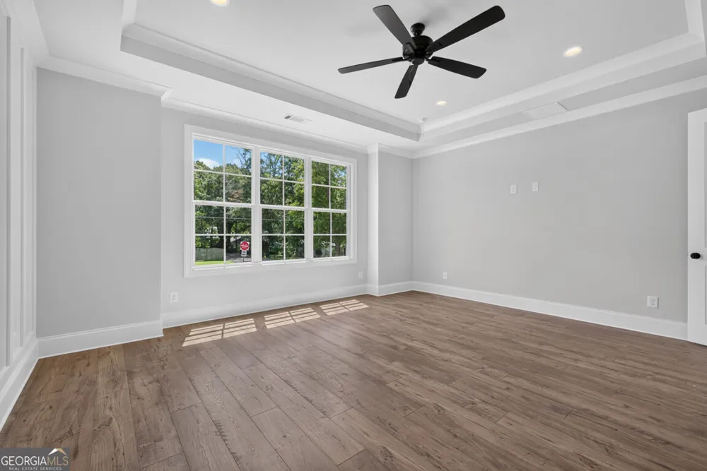 5816 Mitchell ST Flowery Branch, GA 30542