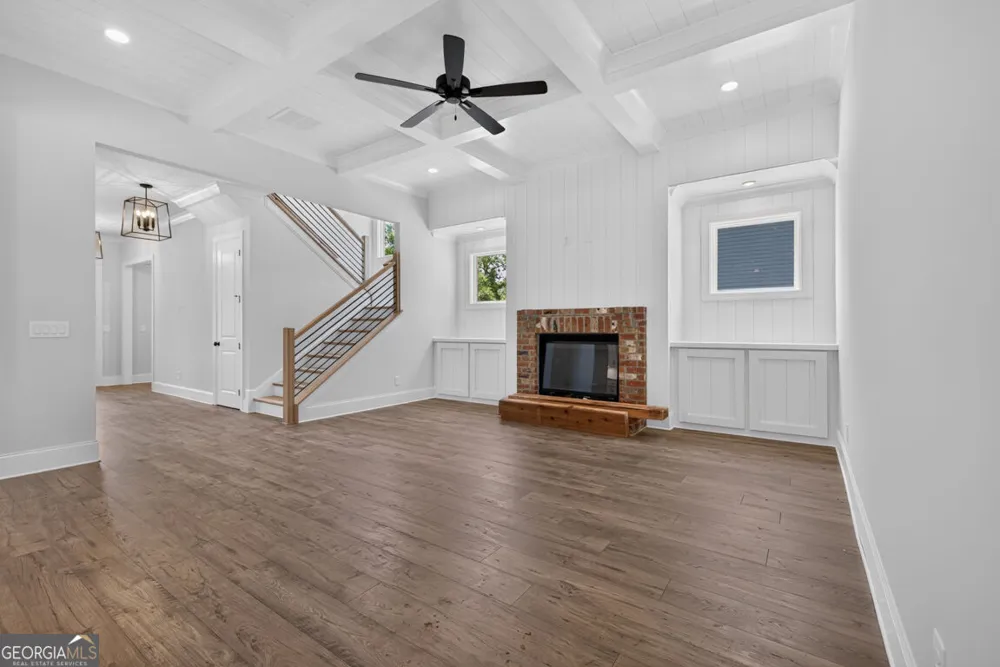 5816 Mitchell ST Flowery Branch, GA 30542