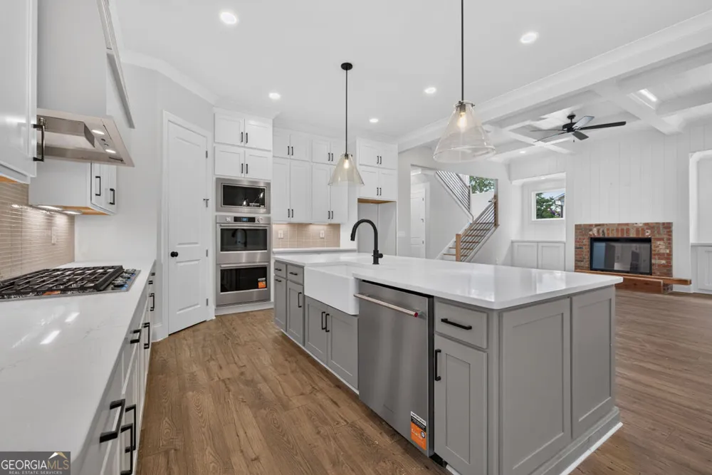5816 Mitchell ST Flowery Branch, GA 30542