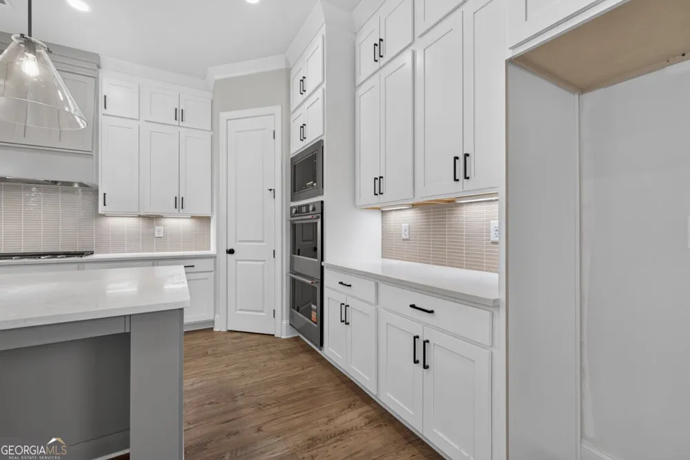 5816 Mitchell ST Flowery Branch, GA 30542