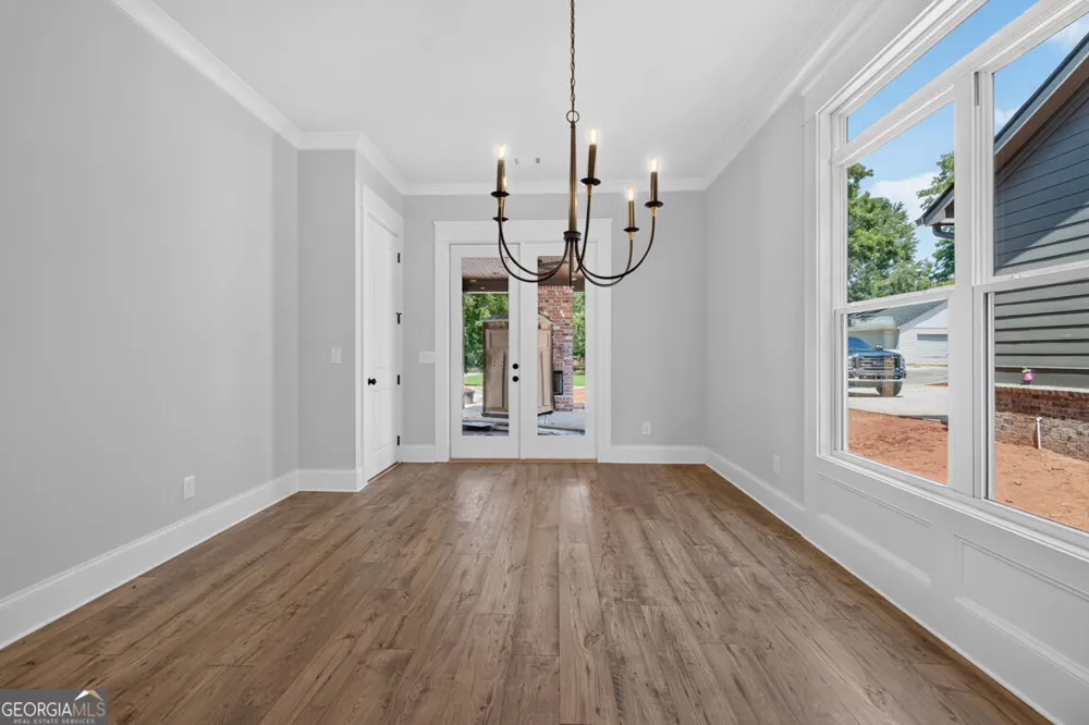 5816 Mitchell ST Flowery Branch, GA 30542
