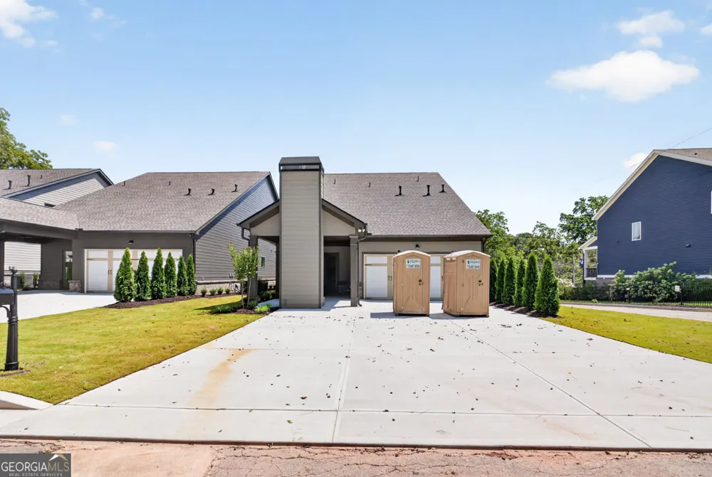 5816 Mitchell ST Flowery Branch, GA 30542