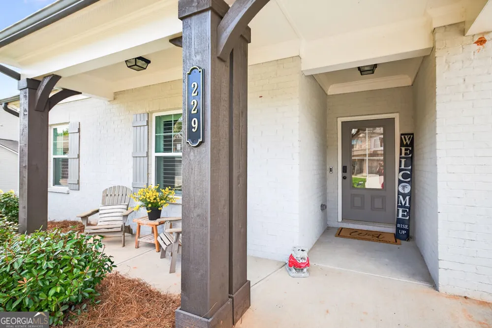 229 Brant CIR Jefferson, GA 30549
