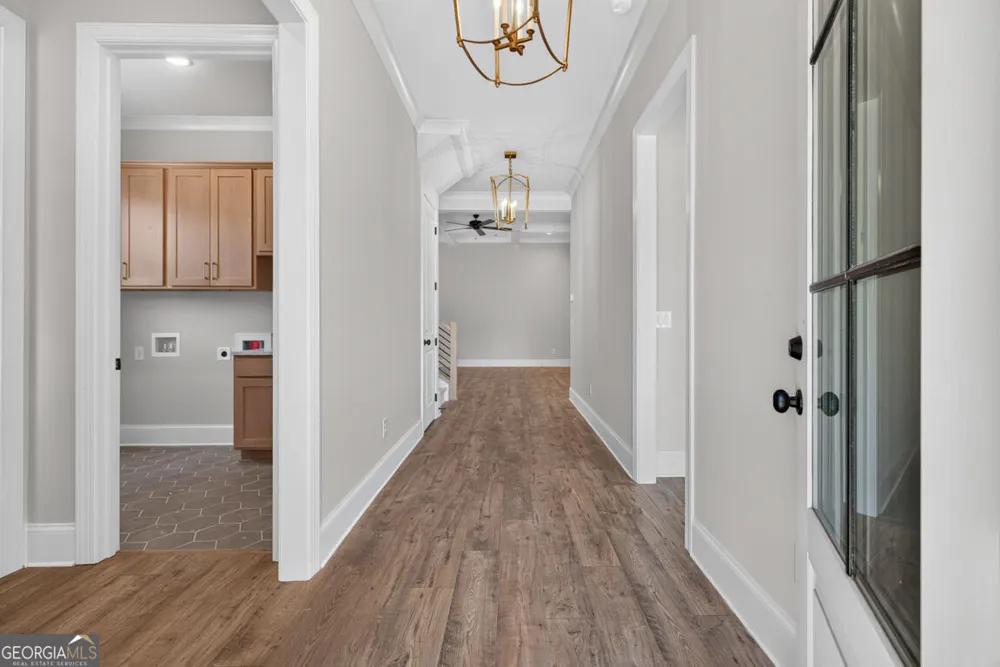 5808 Mitchell ST Flowery Branch, GA 30542