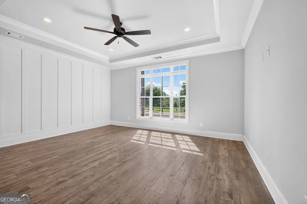 5808 Mitchell ST Flowery Branch, GA 30542