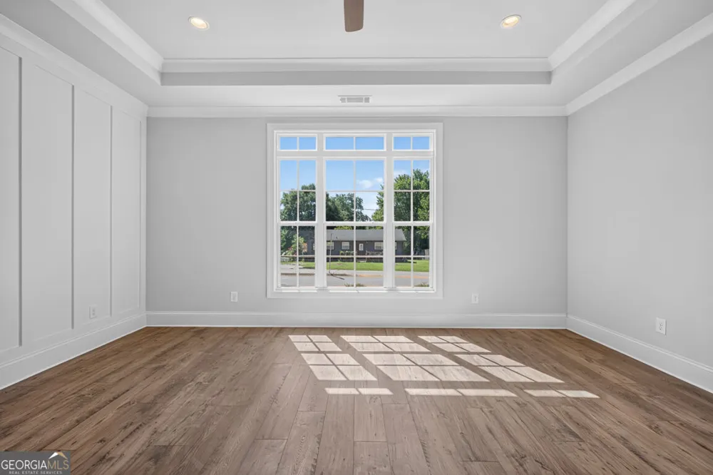 5808 Mitchell ST Flowery Branch, GA 30542
