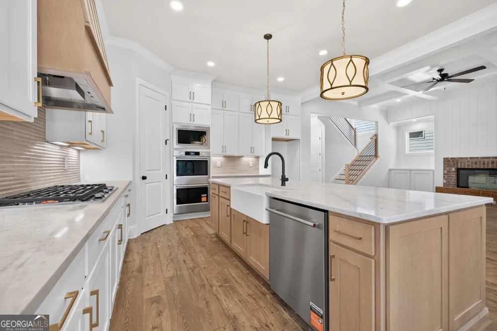 5808 Mitchell ST Flowery Branch, GA 30542
