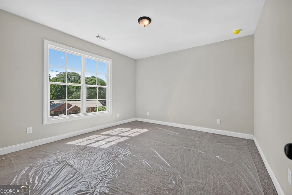 5808 Mitchell ST Flowery Branch, GA 30542