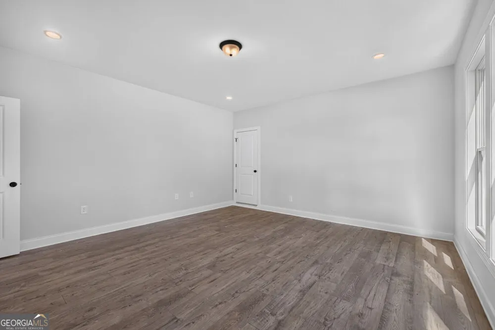 5808 Mitchell ST Flowery Branch, GA 30542